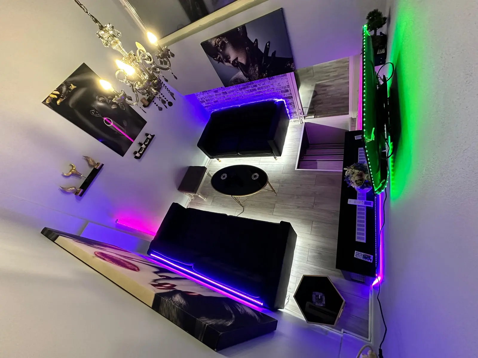 Galerie Angajări traineri videochat pentru un rol care chiar contează